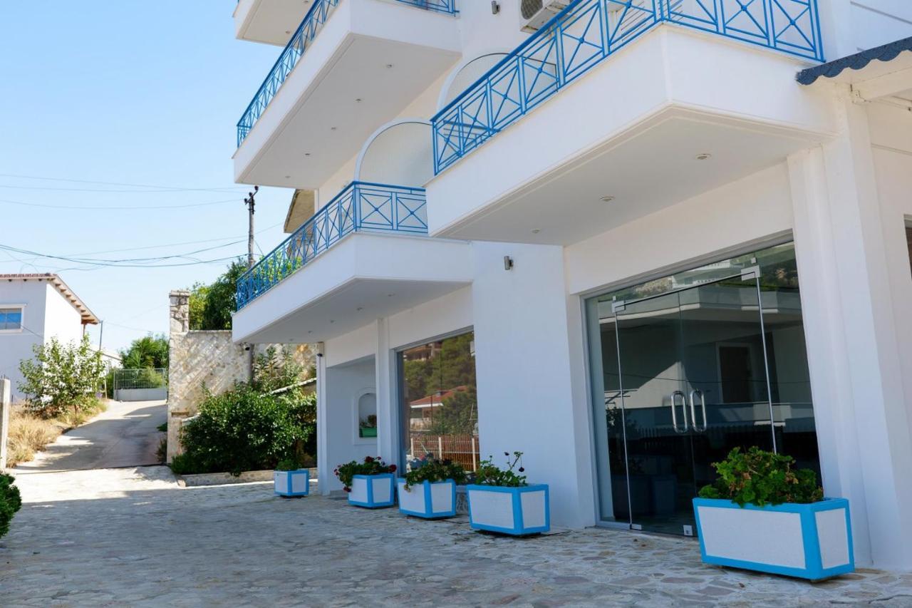 Miracle Apartments Saranda Buitenkant foto