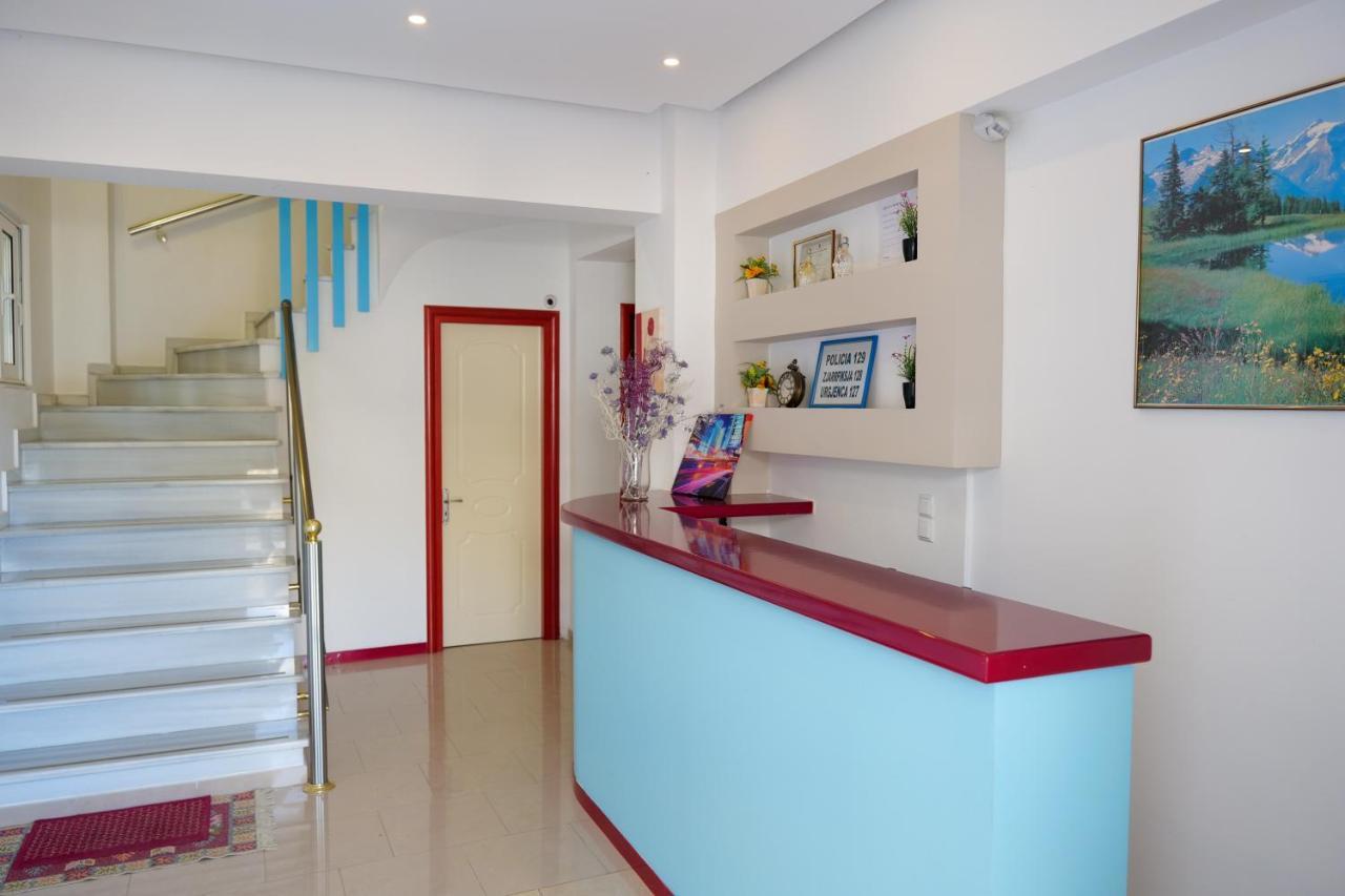 Miracle Apartments Saranda Buitenkant foto